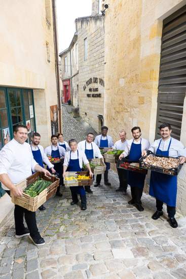 → Restaurant Saint-Emilion · Engagements · Logis de la Cadène 