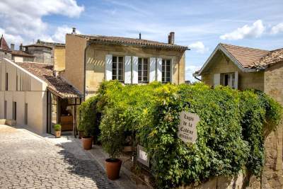 Hôtel Restaurant Saint-Emilion · Logis de la Cadène